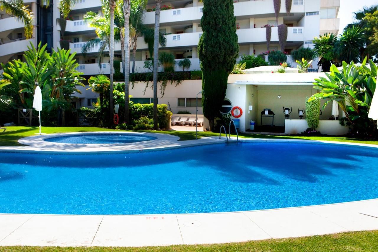 Apartamento Puerto Banus Marbella Esterno foto