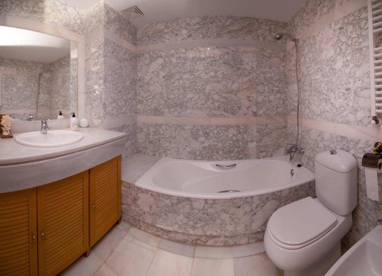 Apartamento Puerto Banus Marbella Esterno foto