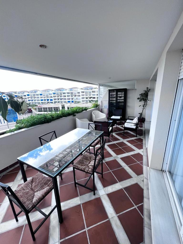 Apartamento Puerto Banus Marbella Esterno foto